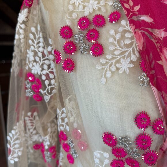 Aratta Silent Journey Fairy Rose Embroidered Sheer Duster Robe Floral Pink Cream - Picture 6 of 15